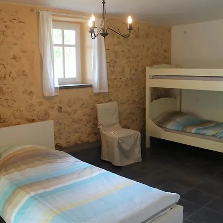 לינה וארוחת בוקר La Ferme De Maurel *