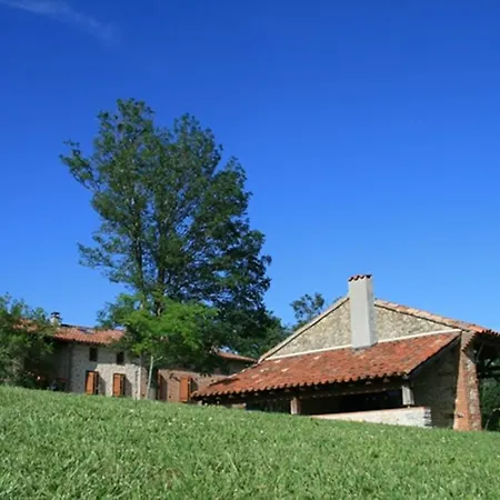 לינה וארוחת בוקר La Ferme De Maurel
